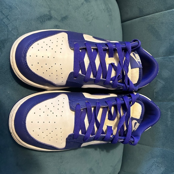 Nike Men's White and Purple Sneakers